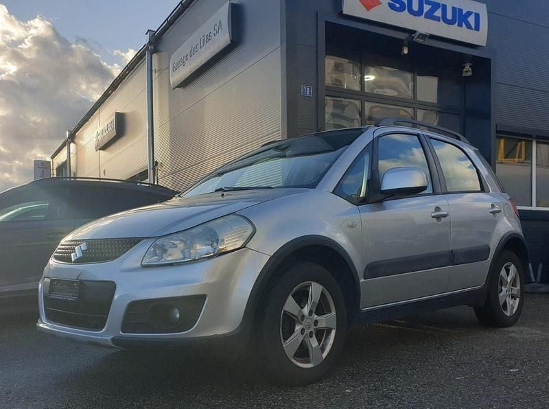 Gebraucht Suzuki SX4 GL 120 PS (88 kW) 2013 Silber Limousine