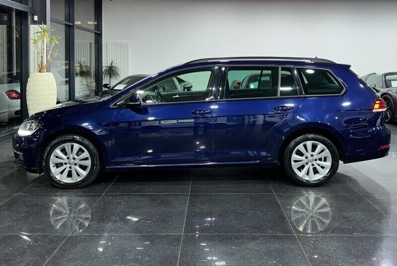 Gebraucht VW Golf VII Comfortline 115 PS (84 kW) 2018 Kombi