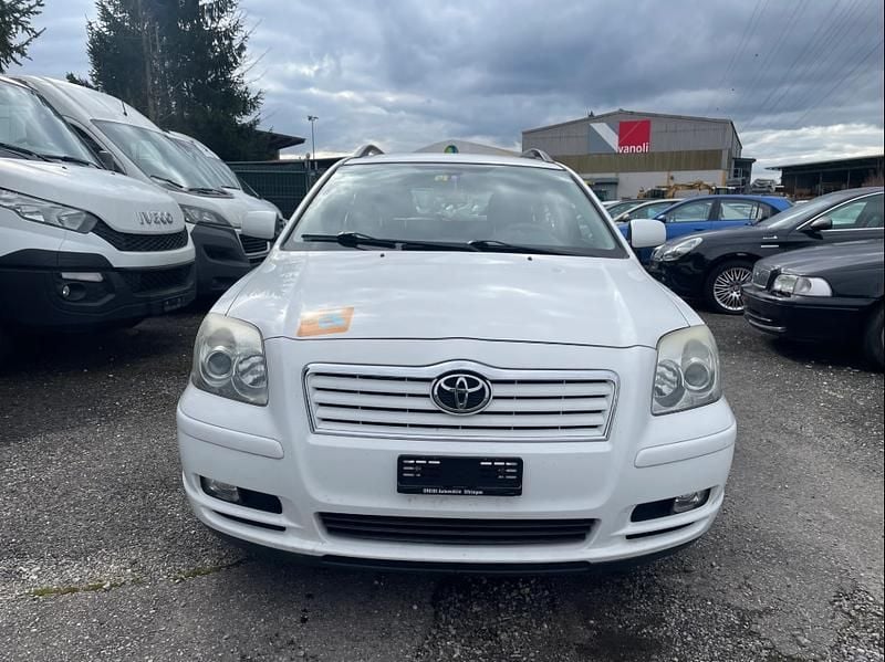 Gebraucht Toyota Avensis Sol 147 PS (108 kW) 2005 Kombi