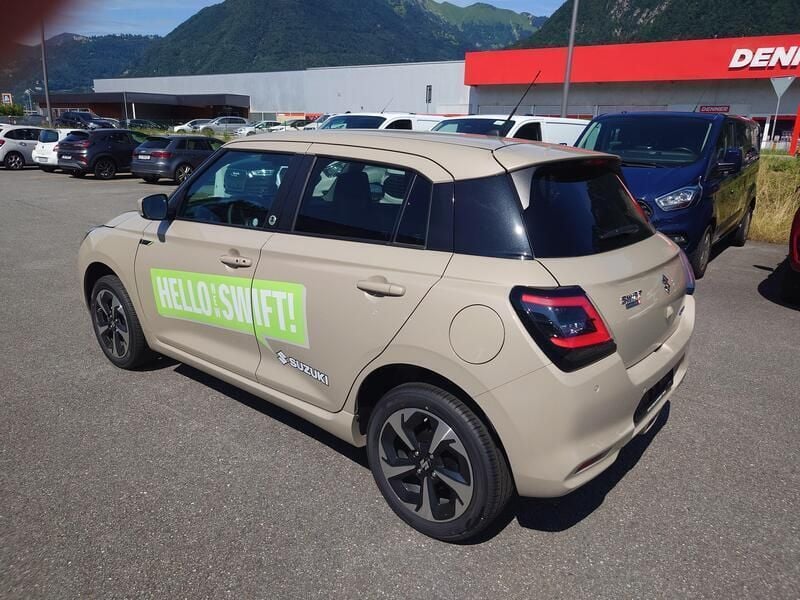 Gebraucht Suzuki Swift 82 PS (60 kW) 2024 Beige Kleinwagen