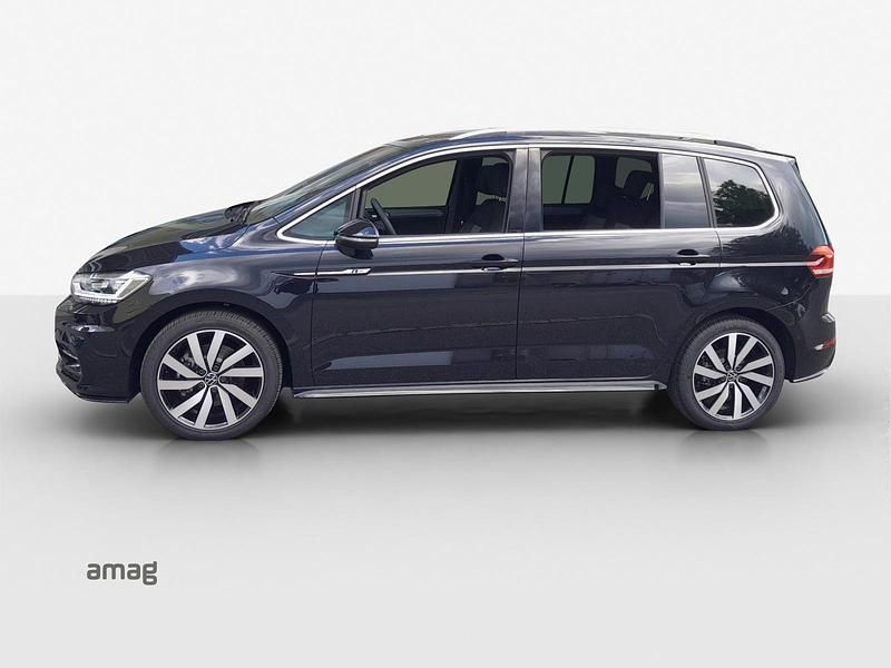 Gebraucht VW Touran Highline 150 PS (110 kW) 2025 Deepblack perleffekt Van / Kleinbus