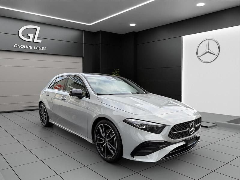 Neu Mercedes A220 190 PS (139 kW) 2026 Grau Limousine