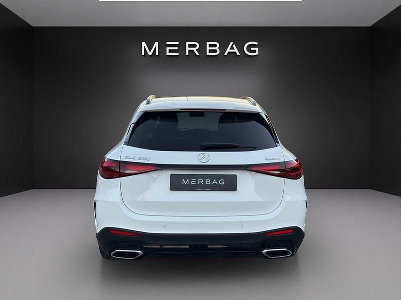 Neu Mercedes GLC200 204 PS (150 kW) 2025 Weiss SUV