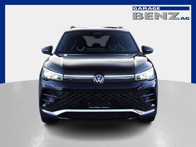 Gebraucht VW Tiguan R-line 193 PS (141 kW) 2025 SUV