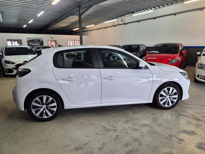 Gebraucht Peugeot 208 Active 75 PS (55 kW) 2020 Kleinwagen