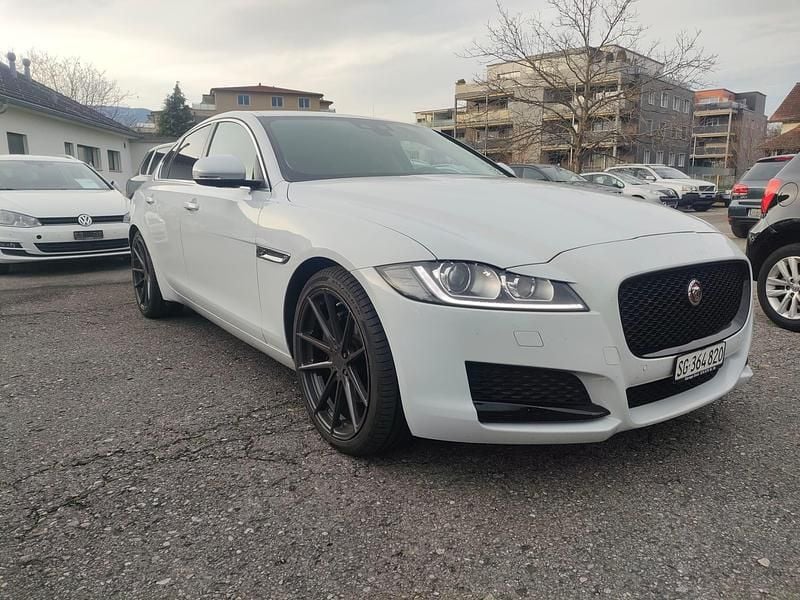 Gebraucht 2016 Jaguar XF Portfolio | CHF 15’900 - Bild 1/4