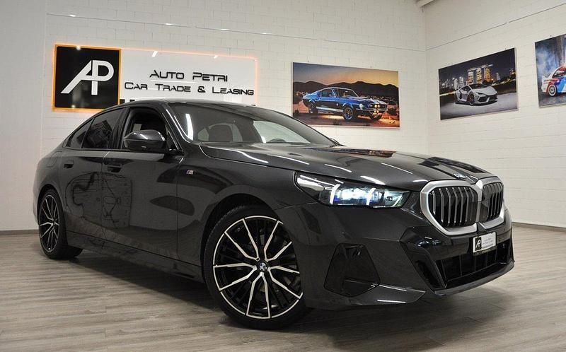 Gebraucht 2024 BMW 520 M Sport Limousine | CHF 55’500 (Teuer) - Bild 1/4