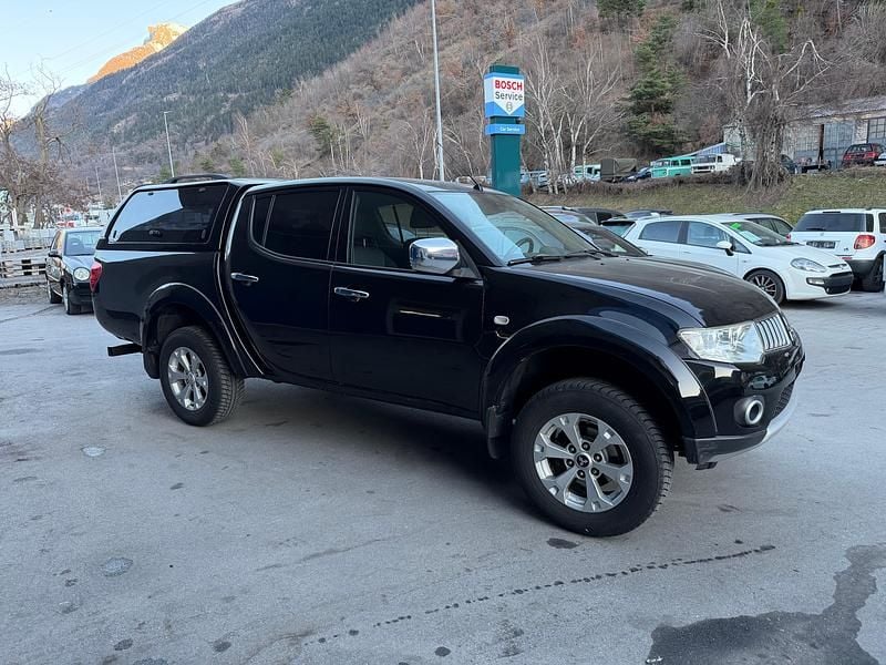 Gebraucht Mitsubishi L200 Intense 178 PS (130 kW) 2014 Abholung