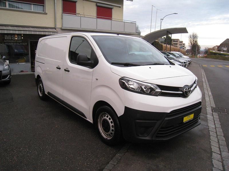 Gebraucht Toyota Proace Terra 95 PS (69 kW) 2019 Van / Kleinbus