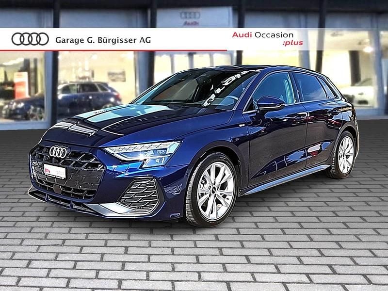 Blau Gebraucht 2025 Audi A3 Attraction Limousine | CHF 39’980 (Etwas zu teuer) - Bild 1/4