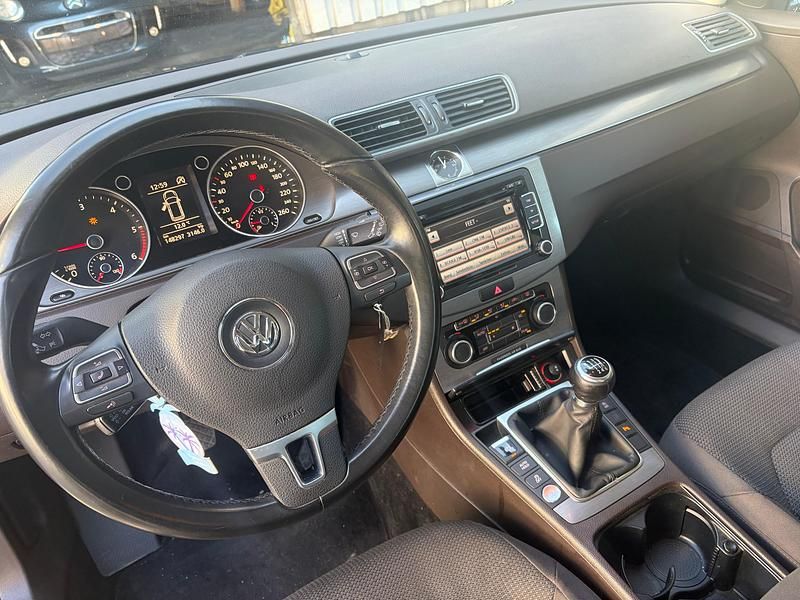 Gebraucht VW Passat Comfortline 140 PS (102 kW) 2011 Kombi