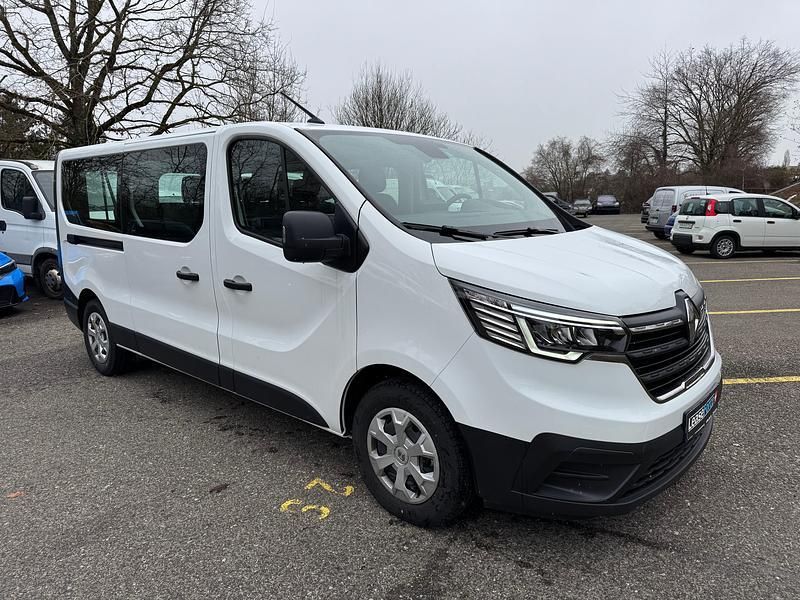 Gebraucht 2024 Renault Trafic Equilibre Van / Kleinbus | CHF 39’600 (Etwas zu teuer) - Bild 1/4