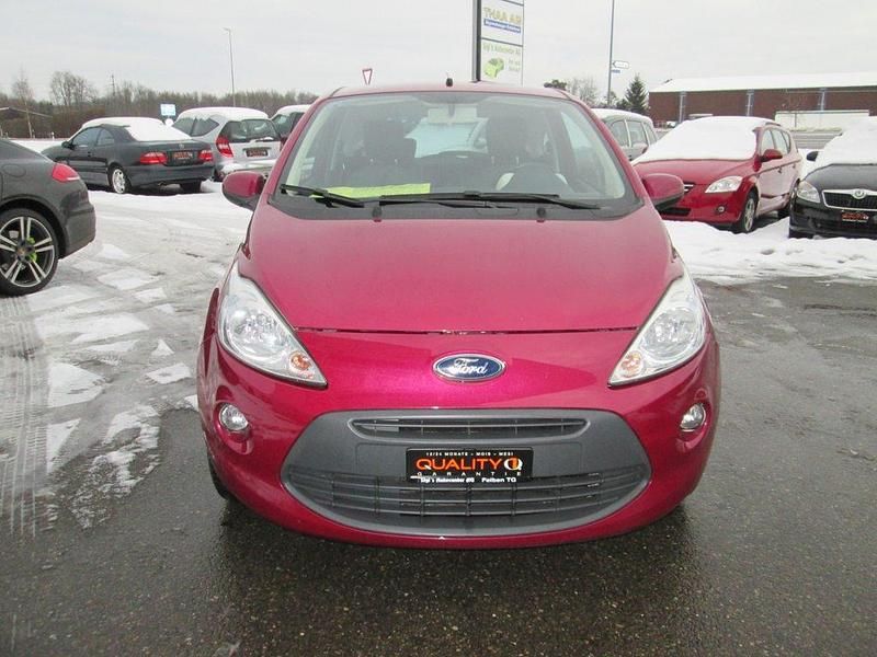 Gebraucht Ford Ka Titanium 69 PS (50 kW) 2011 Rot, met. Kleinwagen