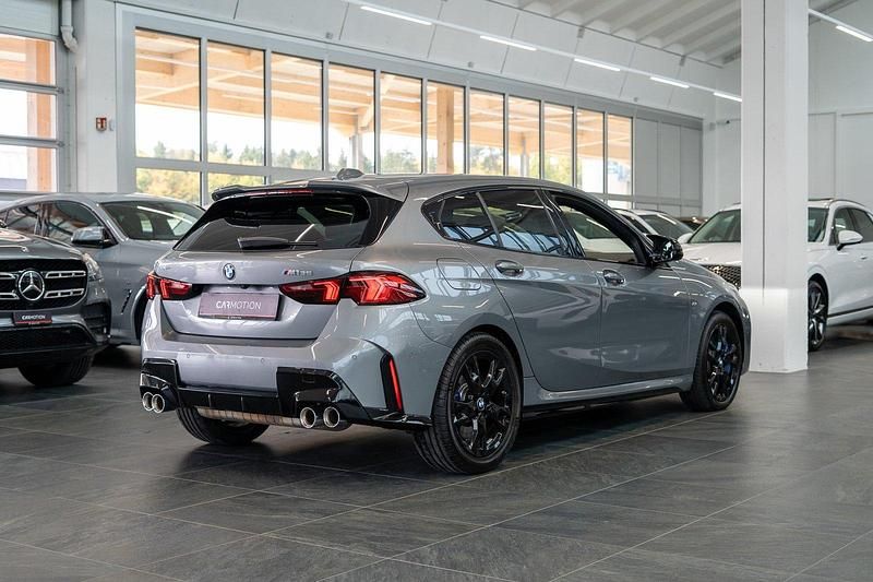 Gebraucht BMW M135 Shadowline 300 PS (220 kW) 2024 Kleinwagen