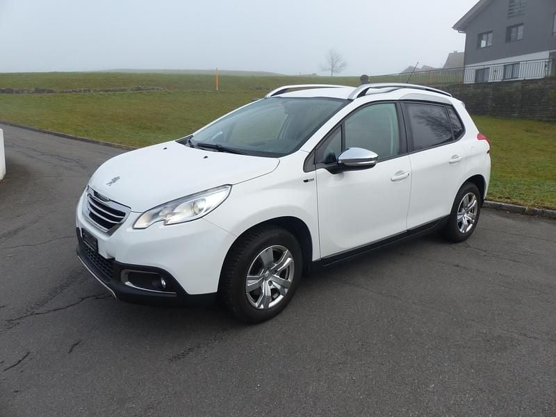 Weiss Gebraucht 2015 Peugeot 2008 Style SUV | CHF 4’800 (Guter Preis) - Bild 1/4