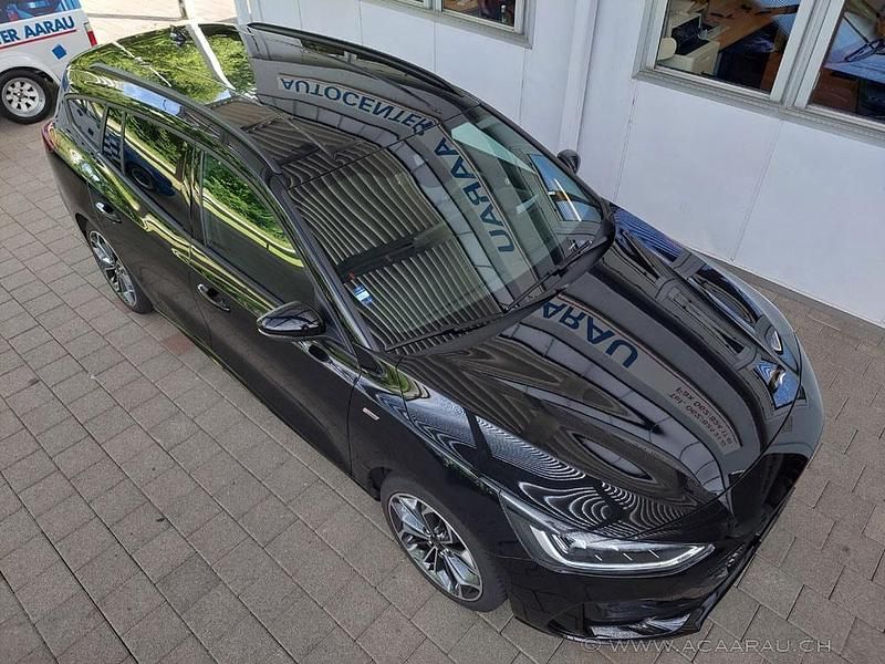 Gebraucht Ford Focus ST-Line X 155 PS (114 kW) 2023 Limousine