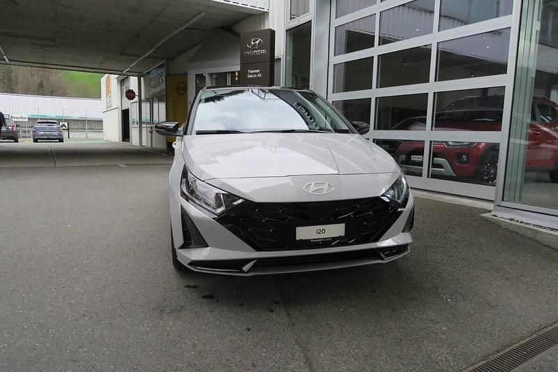Grau Gebraucht 2024 Hyundai i20 Limousine | CHF 22’900 (Fairer Preis) - Bild 1/4