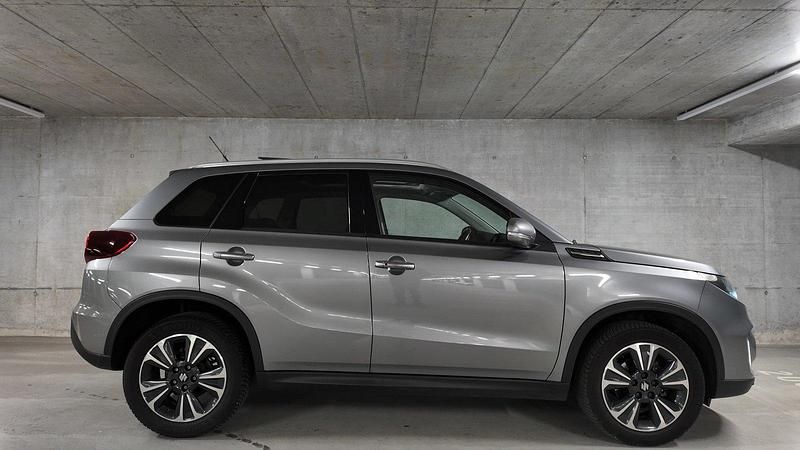 Gebraucht Suzuki Vitara 129 PS (94 kW) 2022 SUV