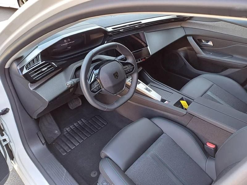 Gebraucht Peugeot 308 SW Allure 130 PS (95 kW) 2023 Kombi