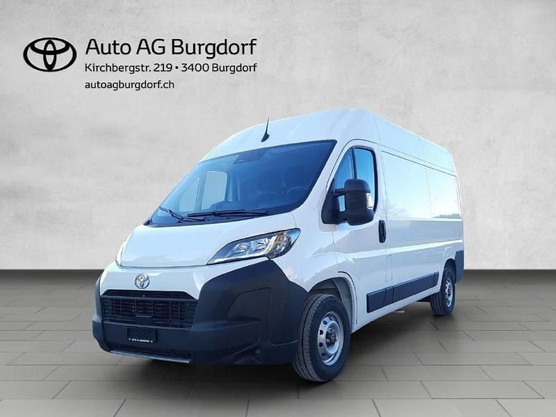 Neu Toyota Proace 120 PS (88 kW) 2026 Van / Kleinbus