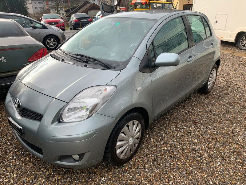 Gebraucht 2009 Toyota Yaris Sol Limousine | CHF 5’200 (Etwas zu teuer) - Bild 1/4