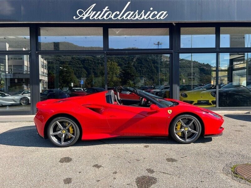 Gebraucht Ferrari F8 720 PS (529 kW) 2021