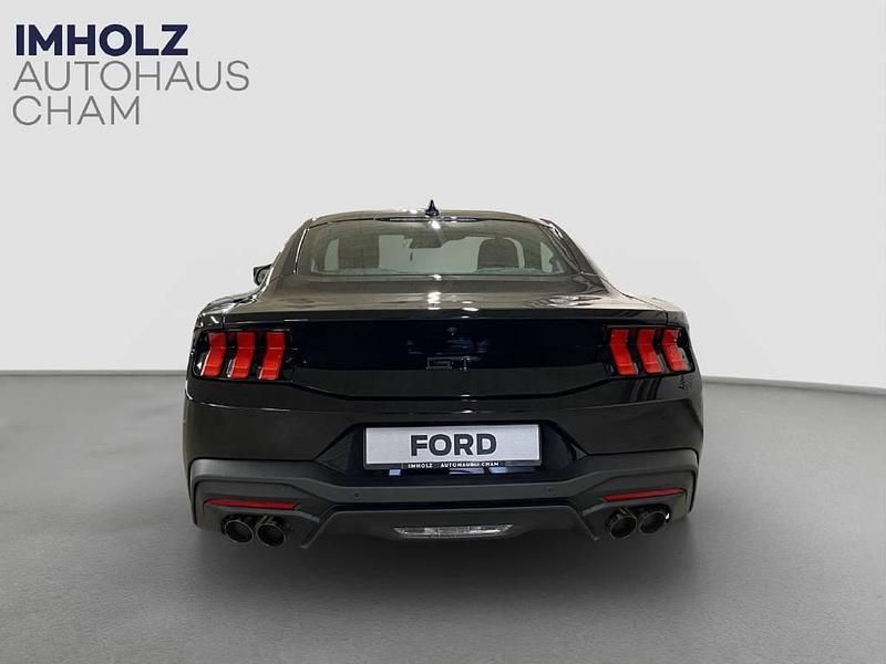 Neu Ford Mustang GT 446 PS (328 kW) 2025 Schwarz Coupé