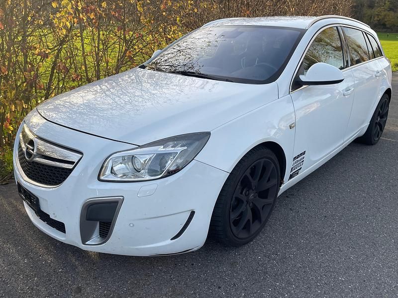 Gebraucht Opel Insignia OPC 325 PS (239 kW) 2010 Kombi