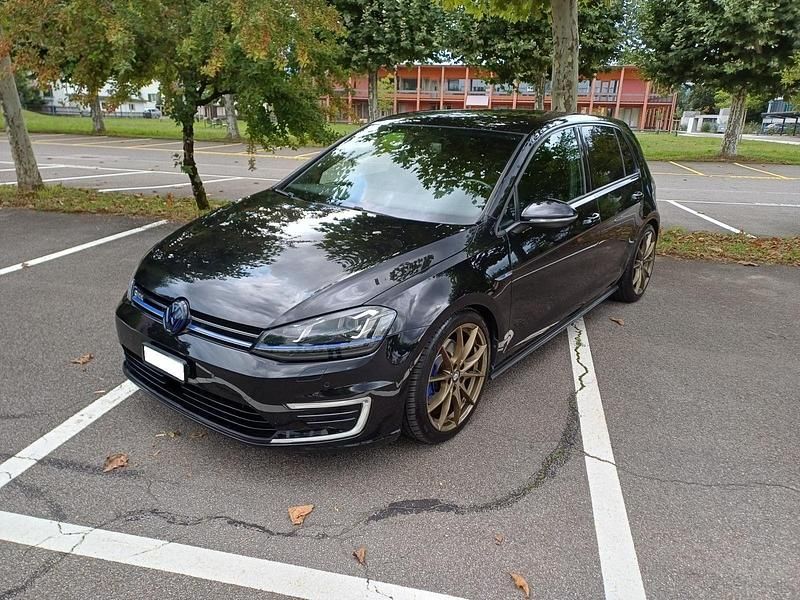 Gebraucht 2015 VW Golf VII GTE | CHF 11’000 (Guter Preis) - Bild 1/4