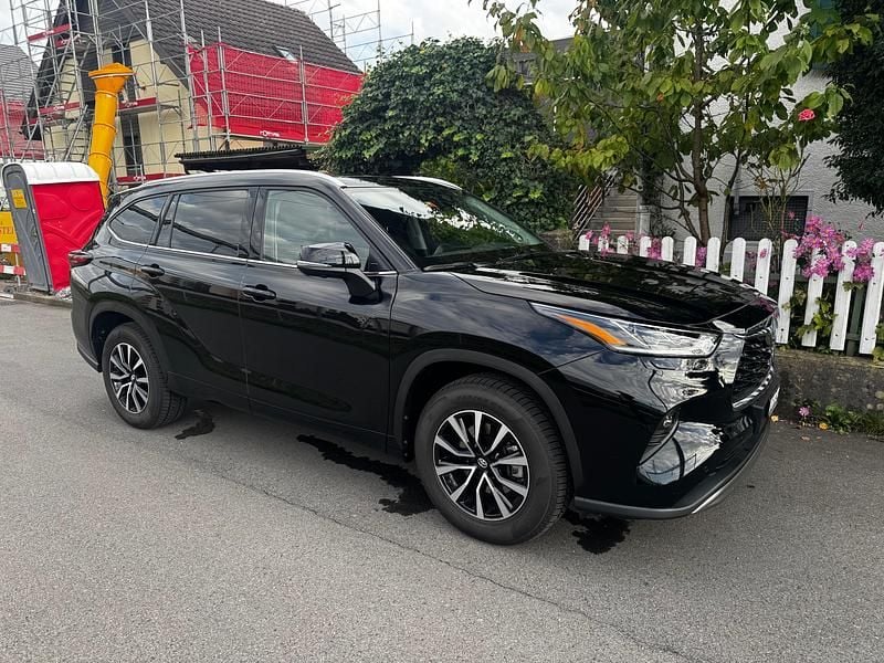 Gebraucht 2024 Toyota Highlander Premium SUV | CHF 61’000 (Guter Preis) - Bild 1/4