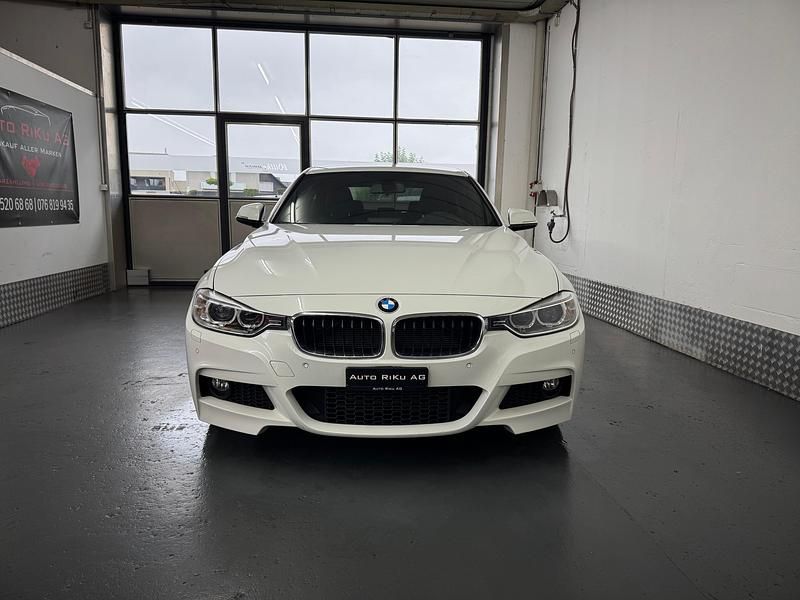 Gebraucht BMW 328 Sport Line 245 PS (180 kW) 2013