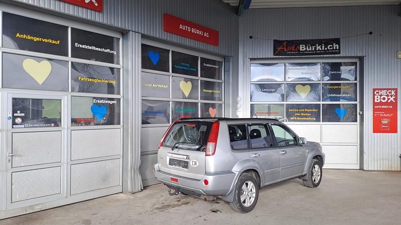 Gebraucht Nissan X-Trail SE 165 PS (121 kW) 2005 Silber SUV