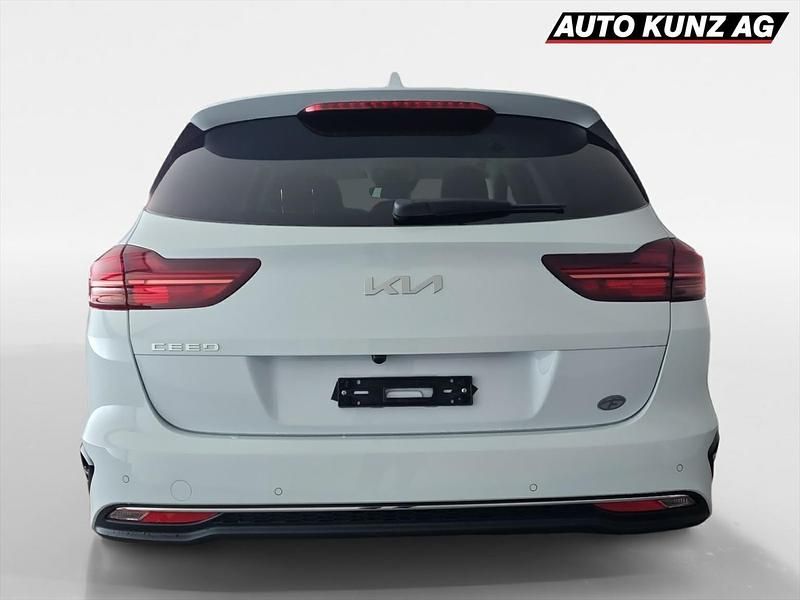 Neu Kia Ceed Sportswagon 140 PS (102 kW) 2025 Kombi