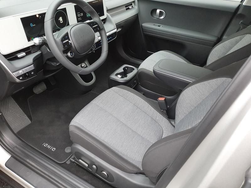 Silber Gebraucht 2024 Hyundai Ioniq 6 Limousine | CHF 39’900 (Fairer Preis) - Bild 1/4