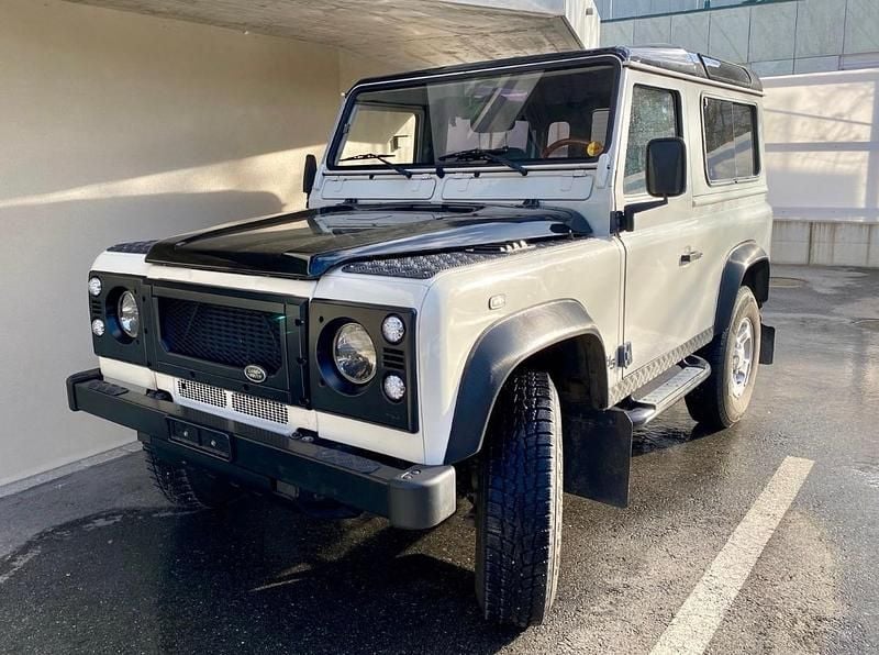 Gebraucht Land Rover Defender 177 PS (130 kW) 2005 Kombi