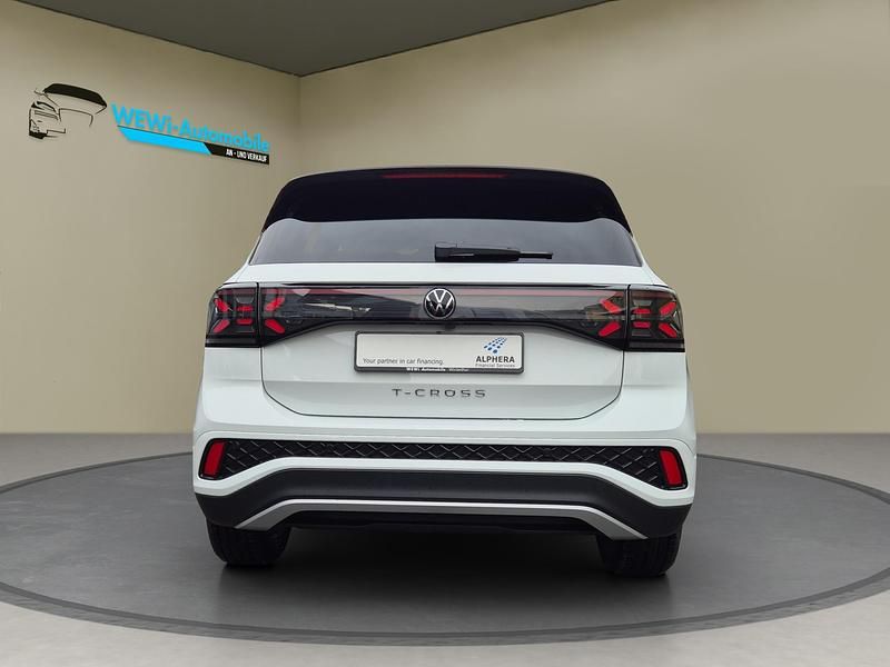 Gebraucht VW T-Cross R-line 150 PS (110 kW) 2025 Weiss SUV