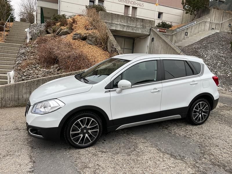 Gebraucht 2015 Suzuki SX4 | CHF 10’850 - Bild 1/4