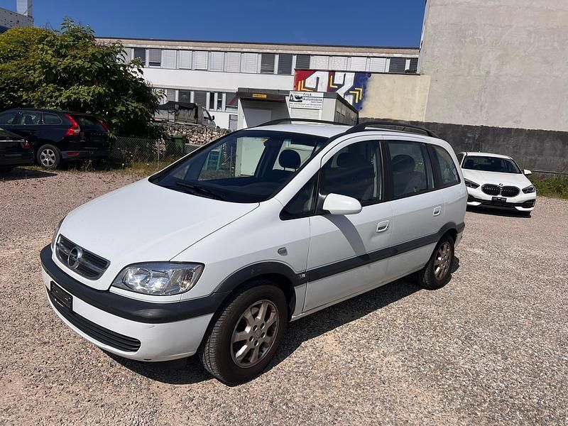 Gebraucht Opel Zafira Njoy 125 PS (91 kW) 2004 Van / Kleinbus