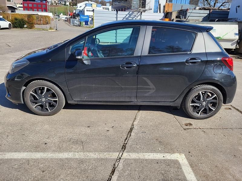 Gebraucht Toyota Yaris Style 99 PS (72 kW) 2015 Kleinwagen