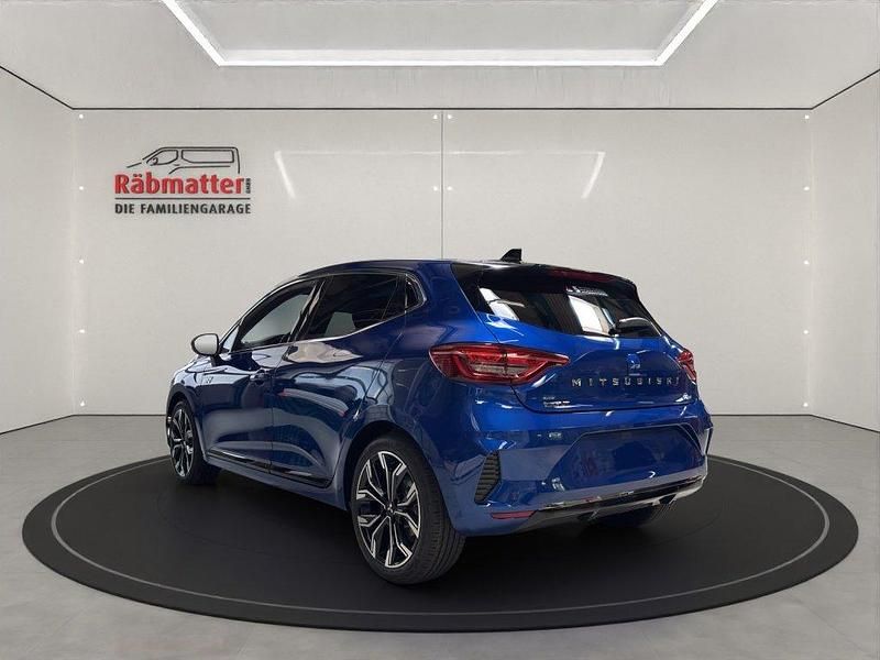 Neu Mitsubishi Colt Intense 145 PS (106 kW) 2025 Limousine