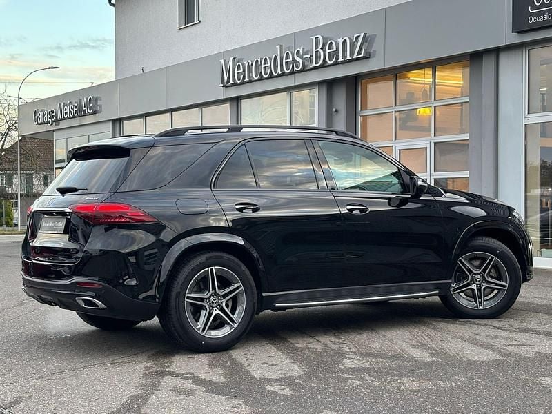 Gebraucht Mercedes GLE300 AMG line 290 PS (213 kW) 2024