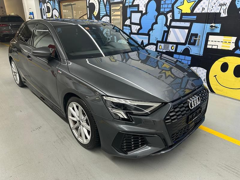 Gebraucht 2022 Audi A3 Sportback e-tron S-Line Kleinwagen | CHF 28’200 (Fairer Preis) - Bild 1/4