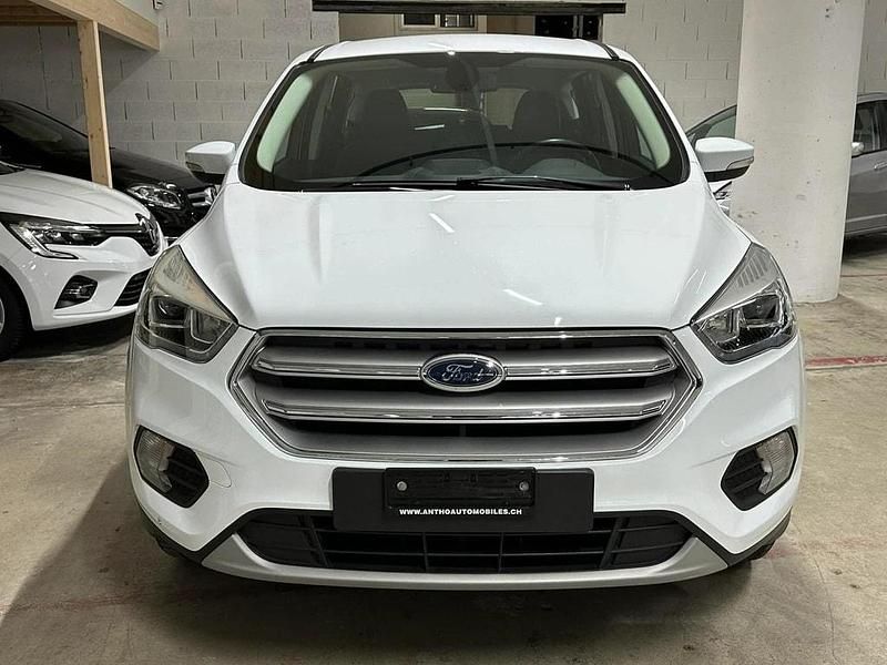 Gebraucht Ford Kuga Trend 150 PS (110 kW) 2017 SUV