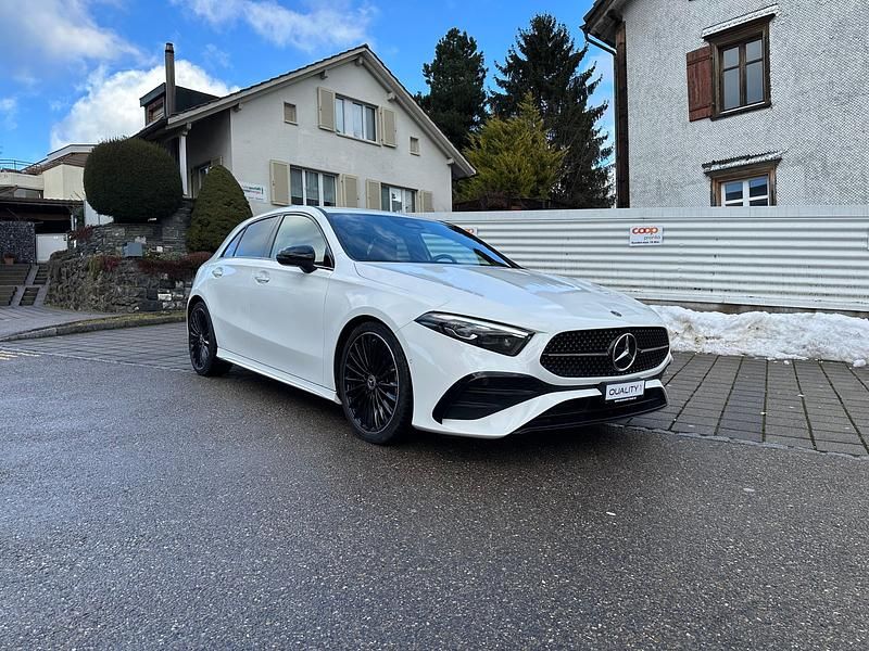Gebraucht Mercedes A220 190 PS (139 kW) 2023