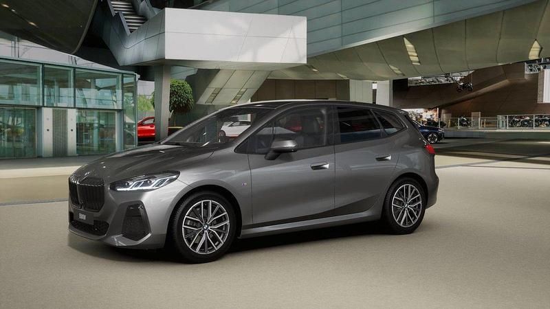 Gebraucht BMW 218 M Sport 150 PS (110 kW) 2023 Van / Kleinbus