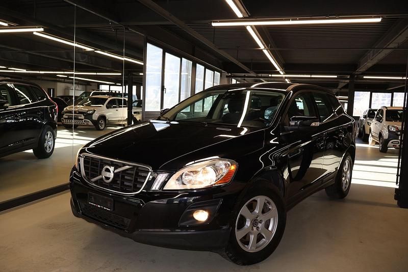 Gebraucht Volvo XC60 Momentum 163 PS (119 kW) 2010 SUV