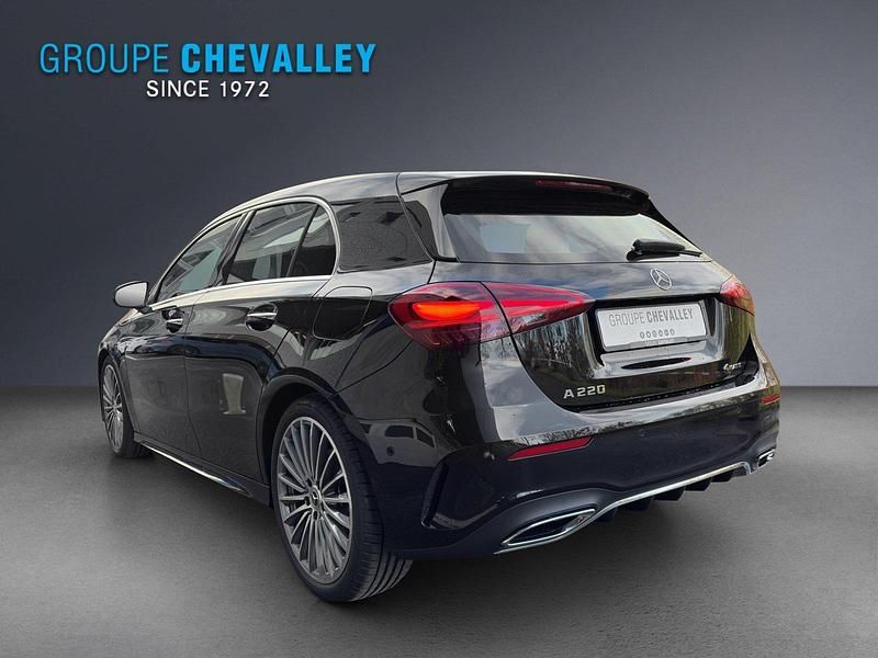 Neu Mercedes A220 190 PS (139 kW) 2025 Schwarz Limousine