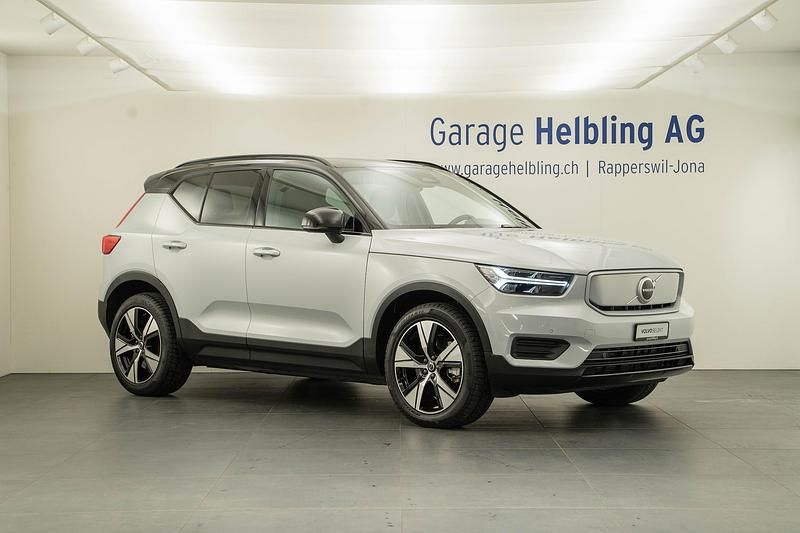 Silber Gebraucht 2022 Volvo XC40 Core SUV | CHF 32’900 (Teuer) - Bild 1/4