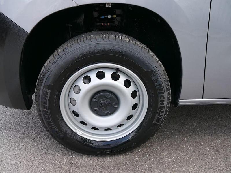 Neu Peugeot Partner 130 PS (95 kW) 2025 Van / Kleinbus