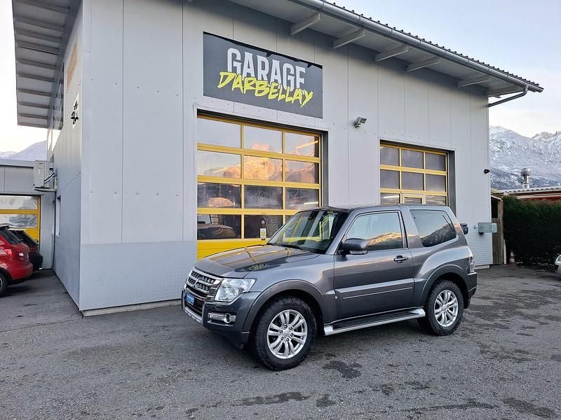 Gebraucht 2016 Mitsubishi Pajero SUV | CHF 24’900 (Guter Preis) - Bild 1/4